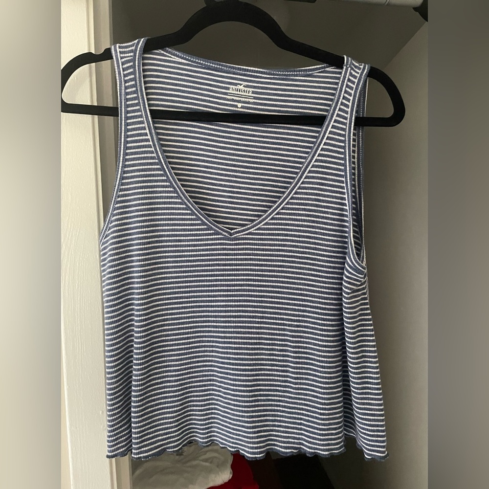 Hollister Tank